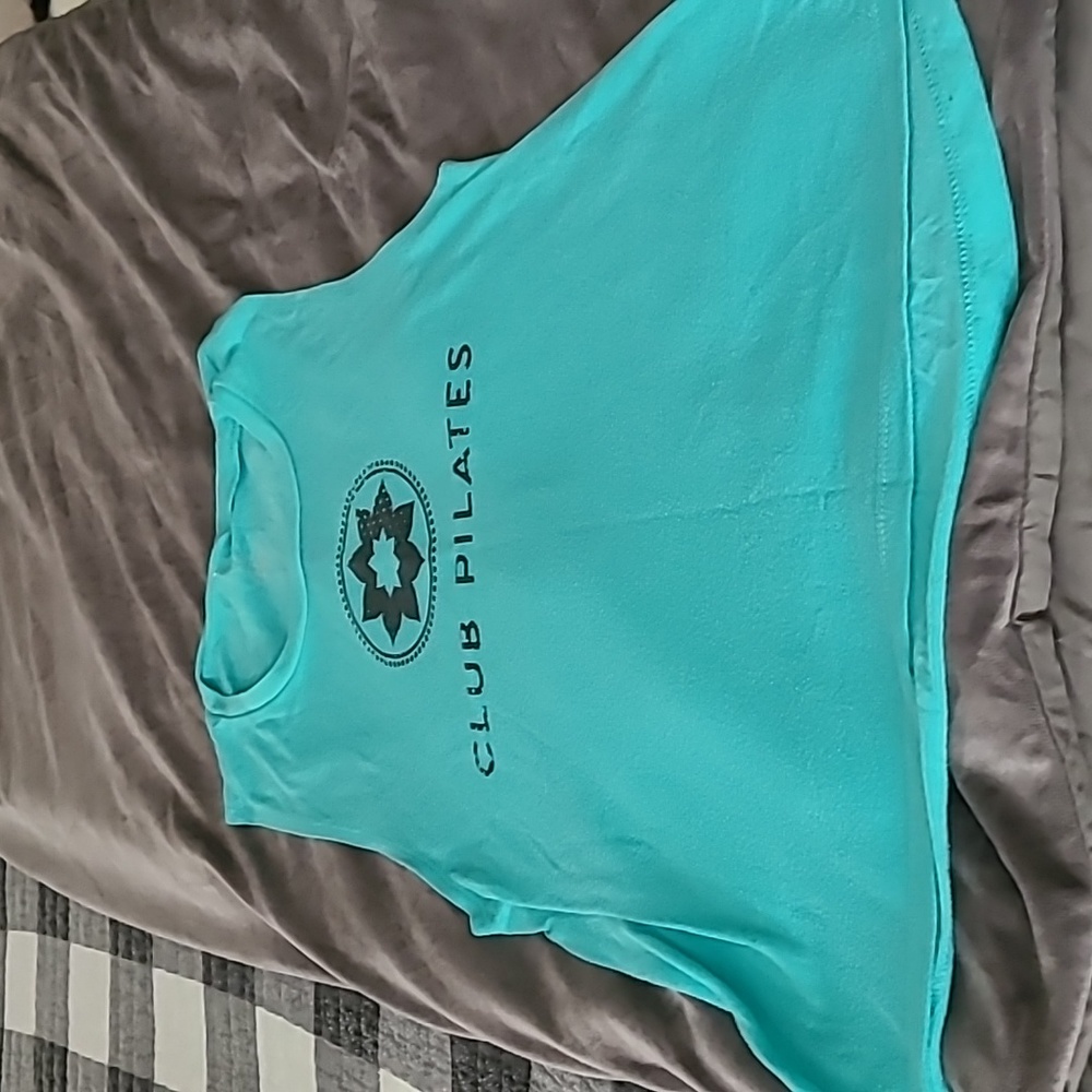 Club pilates size small tank GUC